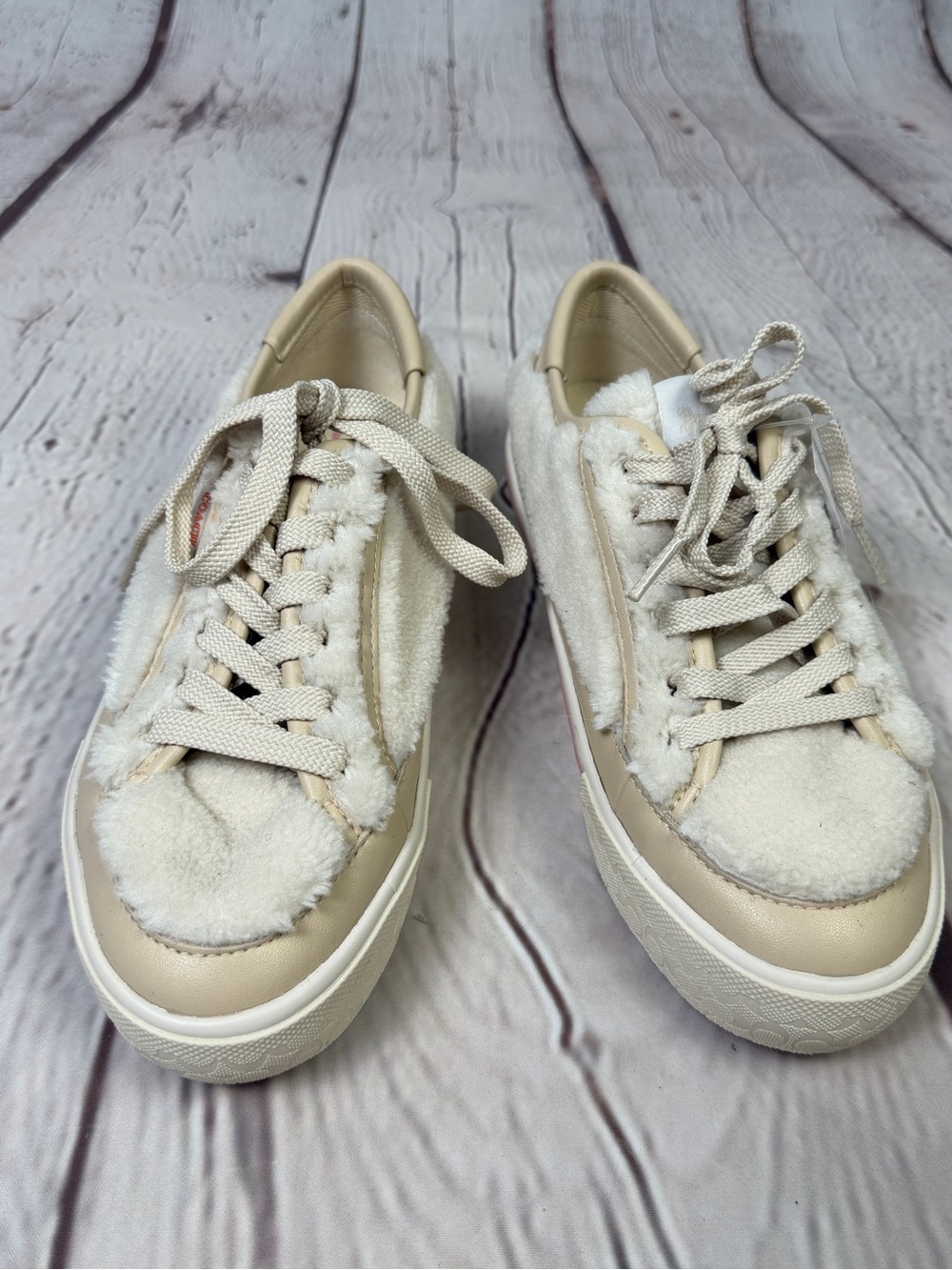 COACH New Citysole beige shearling lace-up platform sneakers NWT, size 6 - Picture 6 of 15
